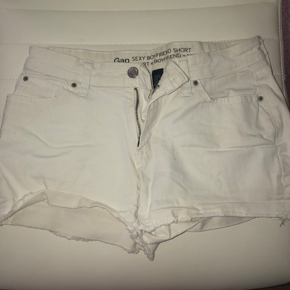 Gap white shorts